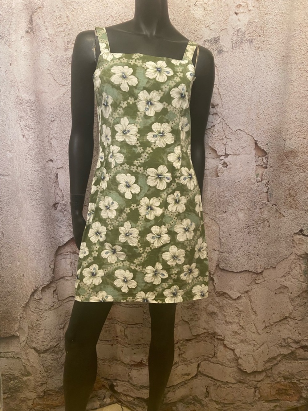Chablis Cotton Flowered Shift Dress 🇨🇦